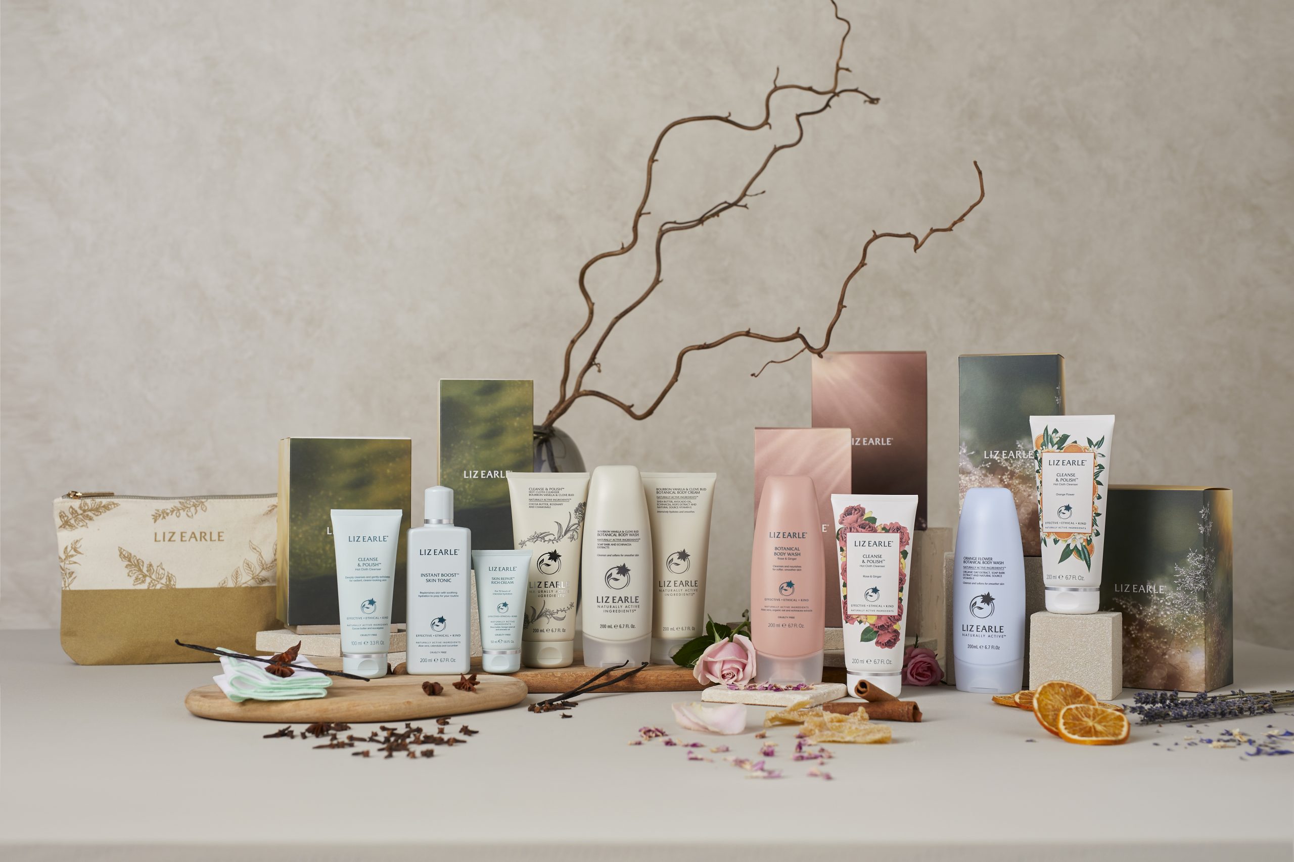 AD Liz Earle Your Daily Routine : A Perfect Christmas Gift!